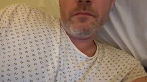 Snapshot of grzegorz34 chatting on November 9, 9:18 am Greg online show from November 9, 9:18 am