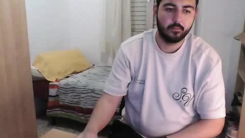 Snapshot of gsendra chatting on December 2, 4:53 pm gsendra online show from December 2, 4:53 pm