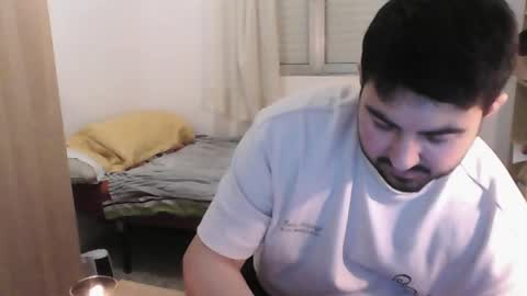 Snapshot of gsendra chatting on December 11, 6:31 pm gsendra online show from December 11, 6:31 pm