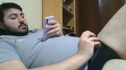 Snapshot of gsendra chatting on January 26, 1:20 am gsendra online show from January 26, 1:20 am