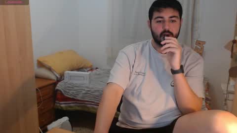 Snapshot of gsendra chatting on February 7, 7:17 pm gsendra online show from February 7, 7:17 pm