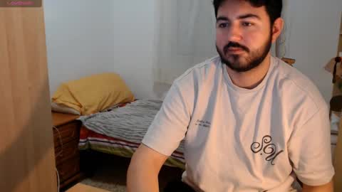 Snapshot of gsendra chatting on February 8, 9:56 am gsendra online show from February 8, 9:56 am