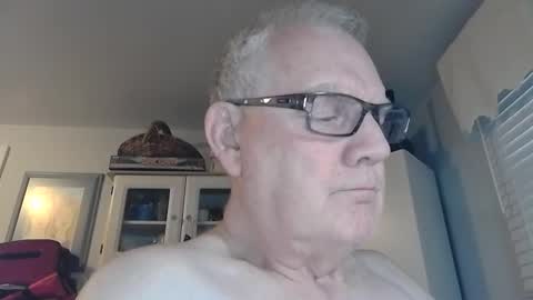 Horny Daddy online show from October 28, 12:52 pm