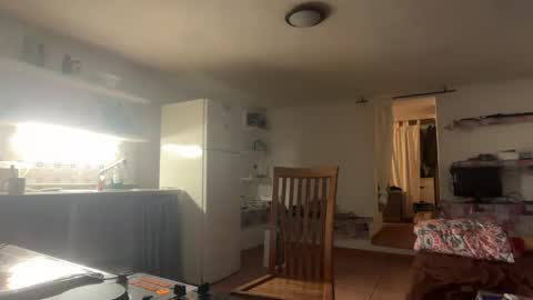 guardiannif_ online show from February 5, 6:12 pm