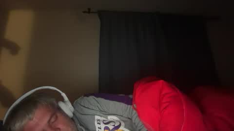 guardiannif_ online show from March 1, 12:34 am