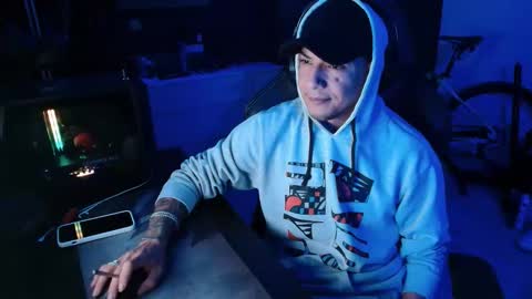 Guayaco  online show from November 22, 2:49 pm