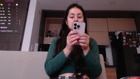 Snapshot of guccipussy1 chatting on June 3, 1:25 pm Elena online show from June 3, 1:25 pm