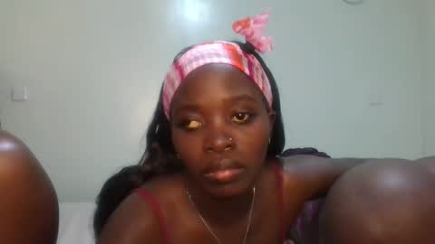 Snapshot of gud_lunah chatting on May 26, 9:44 pm lunah online show from May 26, 9:44 pm