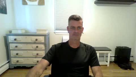 Snapshot of gudguy2025 chatting on June 20, 4:32 pm gudguy2025 online show from June 20, 4:32 pm