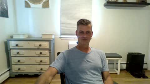 Snapshot of gudguy2025 chatting on July 1, 4:29 pm gudguy2025 online show from July 1, 4:29 pm