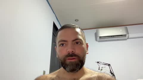 Snapshot of guerrero029 chatting on October 13, 2:11 am Guerrerooo online show from October 13, 2:11 am