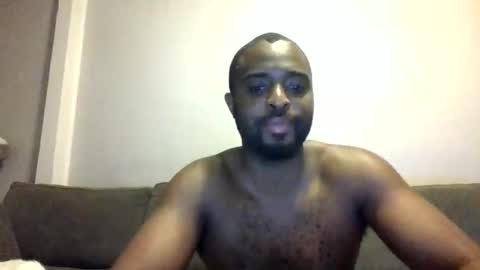guessssmymiddlename online show from May 24, 1:32 am