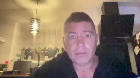 guil0 online show from September 27, 7:13 am