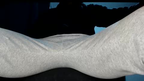 Snapshot of guinho_sp2 chatting on December 6, 11:44 am Guinho online show from December 6, 11:44 am