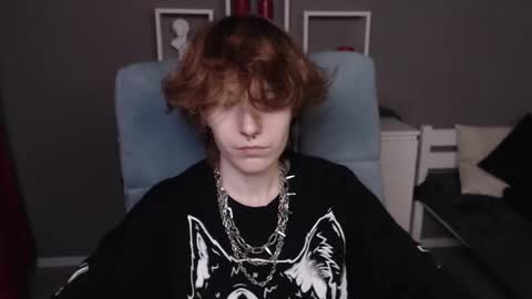 guitarandangell online show from February 11, 6:51 am