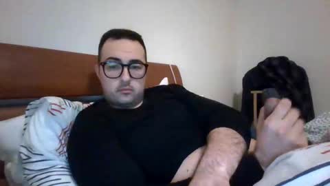 gullit93 online show from February 18, 8:05 pm