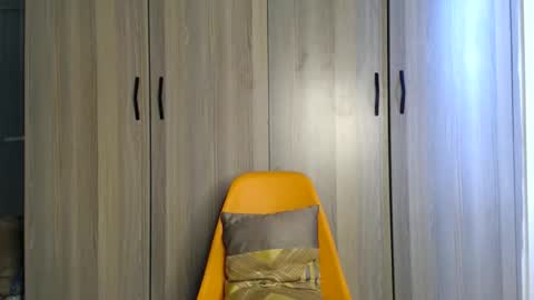 Miss Incredible online show from September 13, 10:59 am