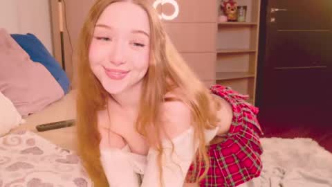 Snapshot of guns_n_buns chatting on May 2, 7:41 pm guns_n_buns online show from May 2, 7:41 pm
