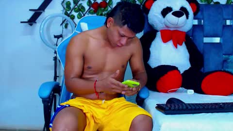 Snapshot of gurxxxt chatting on October 19, 3:12 pm Hakim online show from October 19, 3:12 pm