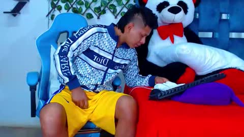 Snapshot of gurxxxt chatting on October 26, 12:22 pm Hakim online show from October 26, 12:22 pm