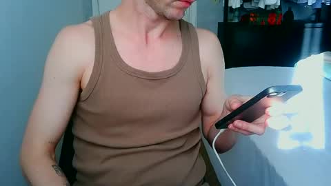 Snapshot of gustavocardosocrc chatting on June 22, 6:27 pm gustavocardosocrc online show from June 22, 6:27 pm