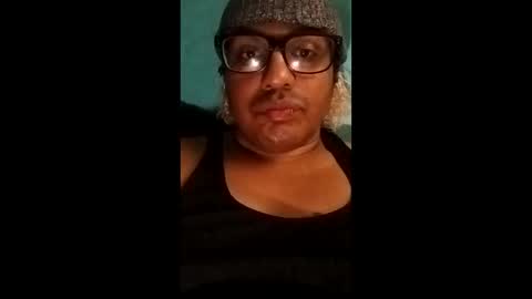 Snapshot of gutennotch21 chatting on February 16, 11:50 am Gutennotch21 online show from February 16, 11:50 am