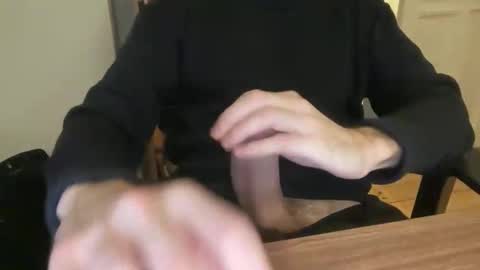 Snapshot of guy25sf chatting on February 8, 8:56 pm Jotun Cock online show from February 8, 8:56 pm