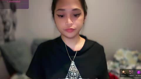 Gwyn online show from April 4, 4:26 pm