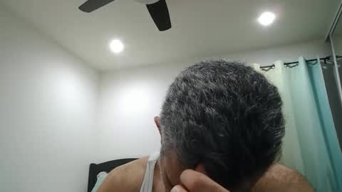 h0nest84 online show from March 21, 5:12 am