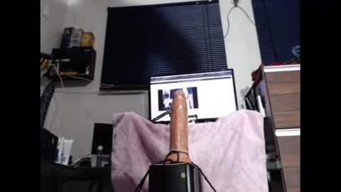 Snapshot of h_flex_cam chatting on November 5, 12:27 pm Flex Cam online show from November 5, 12:27 pm