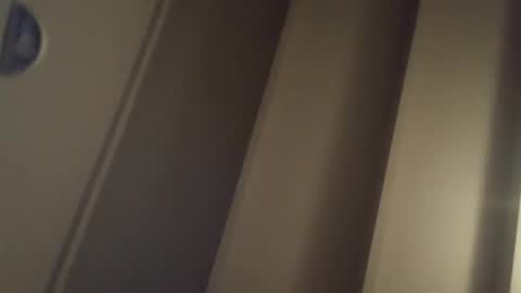 Snapshot of h_rd333 chatting on January 29, 1:28 pm h_rd333 online show from January 29, 1:28 pm