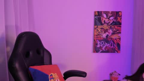 haanna_thompsoon online show from October 16, 4:24 am