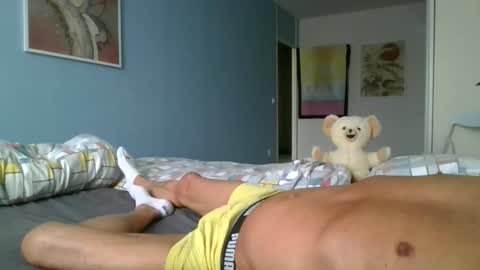Snapshot of haarlemseboy chatting on April 6, 1:12 pm Rob online show from April 6, 1:12 pm