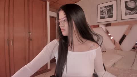 haathorx online show from September 26, 1:04 pm