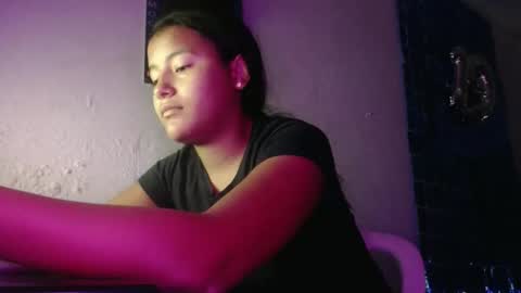 hadesmit1 online show from May 27, 12:13 pm