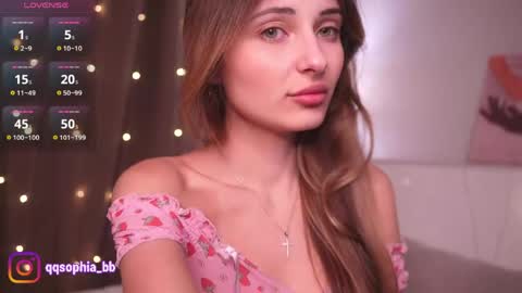 Hi Im Rebecca Glad to see you in my room  PVT is open online show from May 13, 1:25 am