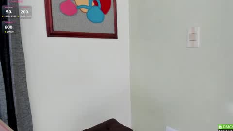 Hae-In online show from February 18, 7:41 pm