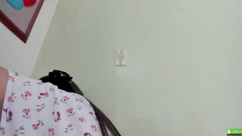 Hae-In online show from October 8, 8:50 pm