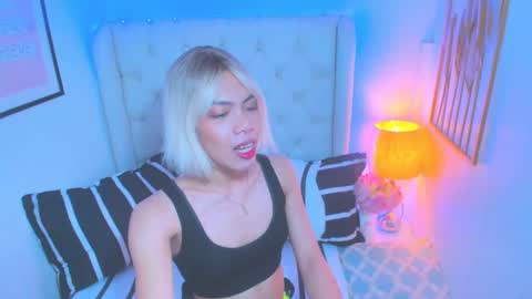 Snapshot of hailee_harper chatting on February 10, 11:57 am HAILEE HORNY online show from February 10, 11:57 am