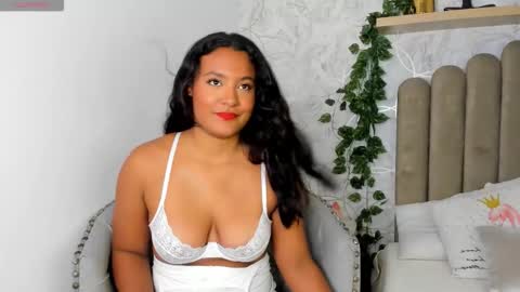 Snapshot of hailey_07 chatting on February 24, 8:07 pm hailey 07 online show from February 24, 8:07 pm