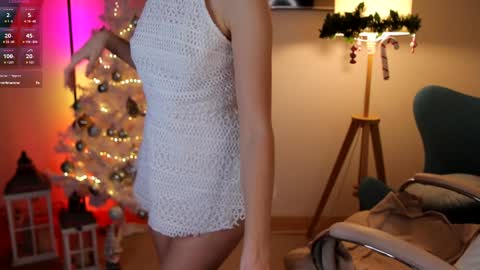 Snapshot of hailey__green chatting on January 19, 4:54 am Hailey Green online show from January 19, 4:54 am