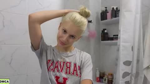 hailey_would online show from September 30, 9:31 pm