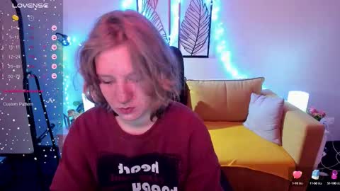 Snapshot of haileyfoxy chatting on October 12, 8:57 am Hailey online show from October 12, 8:57 am