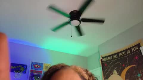 Snapshot of haileysquirts chatting on March 11, 12:50 pm Hailey online show from March 11, 12:50 pm