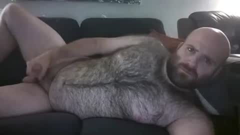 Snapshot of hairiestbear chatting on May 31, 8:43 am Hairiest Bear online show from May 31, 8:43 am