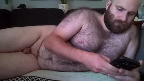 Snapshot of hairiestbear chatting on July 24, 3:21 pm Hairiest Bear online show from July 24, 3:21 pm
