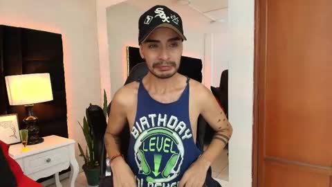 H A I R Y D I A M O N D online show from September 14, 6:34 am