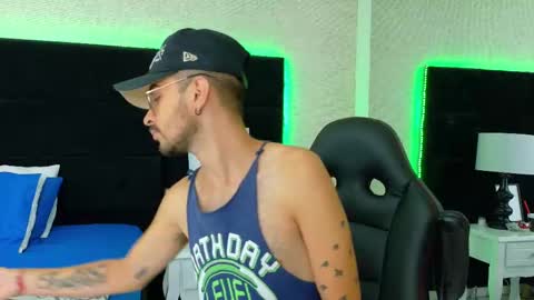 H A I R Y D I A M O N D online show from September 19, 3:52 am