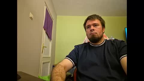 hairy_guy007 online show from December 1, 9:48 pm