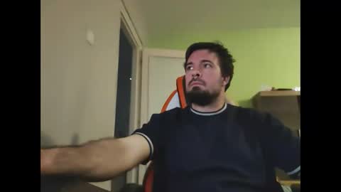 hairy_guy007 online show from February 4, 8:20 am